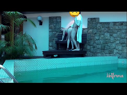 ❤️ Chefe convida criada para a piscina, mas não conseguiu resistir a um Sexo vídeo em pt.xxxlfv.top ️❤